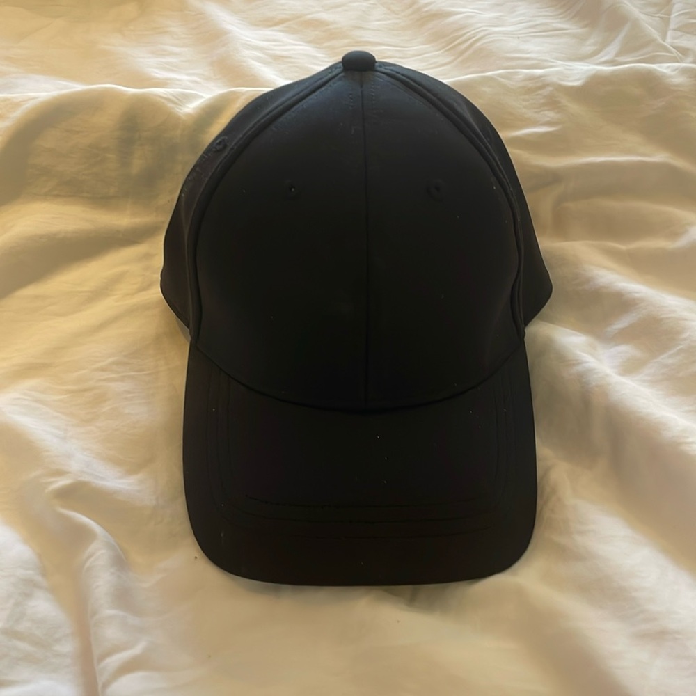 Lululemon Black Hat